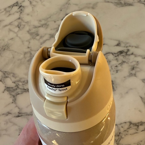 Merry & Bright Owala - Holiday Limited Edition - Picture 3 of 7